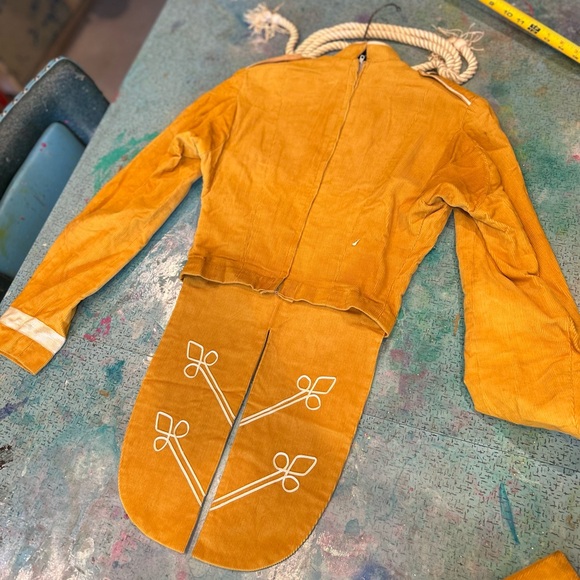 4 Piece 1970s Dance Uniform - Picture 3 of 16